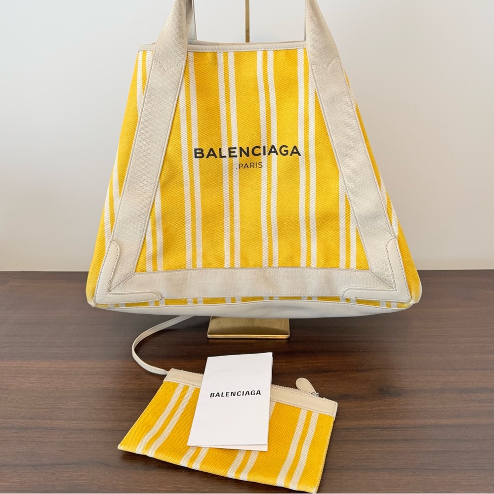 ✨ Balenciaga Paris Yellow Striped Canvas Tote w/ Pouch ✨ - Picture 3 of 16